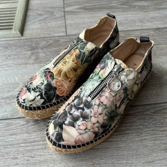 Ateliers Madeira Floral Espadrilles  Hand Made in Spain - Picture 1 of 15
